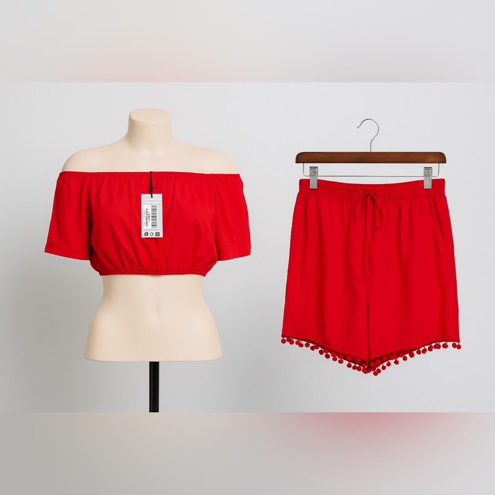 Plus Off Shoulder Pon Pon Short Co-ord Set